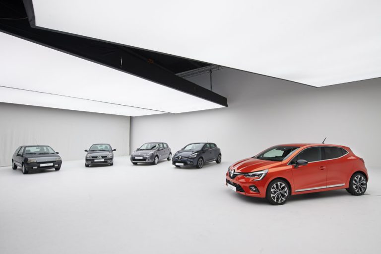 Renault Clio: tres décadas de éxitos y a punto para la nueva generación