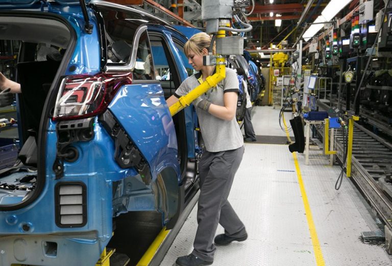 Este año ya se han fabricado 1,3 millones de coches en España y casi la mitad los ha montado el mismo grupo automovilístico