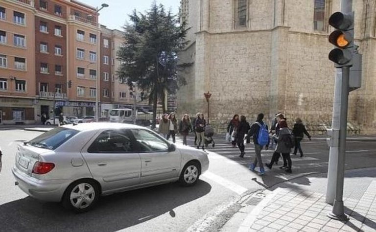 Radar de semáforo: esta es la multa por saltarlo en ámbar