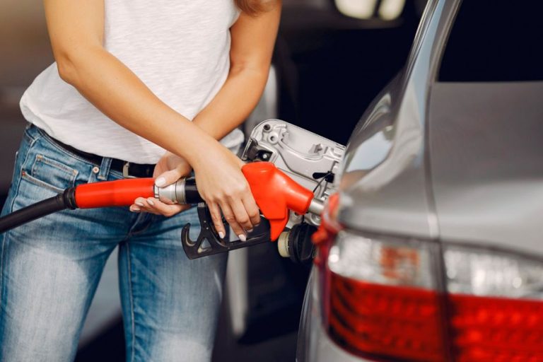 ¿Repsol, BP, Cepsa o Galp? Los talleres te dejan claro qué gasolinera tiene la mejor gasolina
