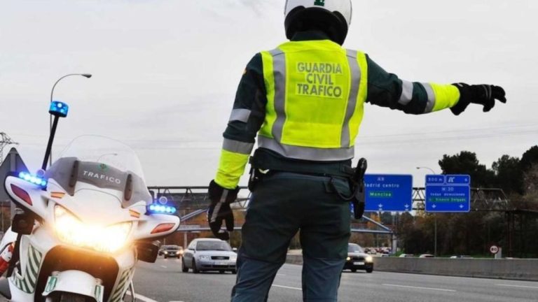 La DGT está al acecho: estas son las tres multas que te intentará poner en Semana Santa