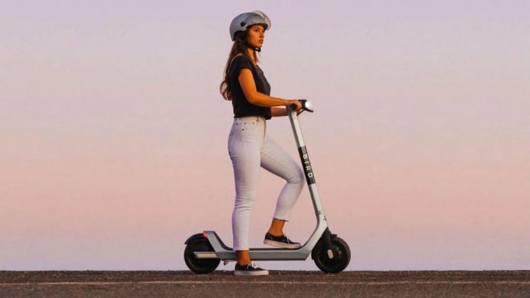 Las consecuencias que tiene para ti trucar un patinete eléctrico