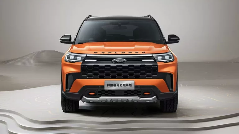 Este es el Ford Explorer para China, muy diferente al nuestro
