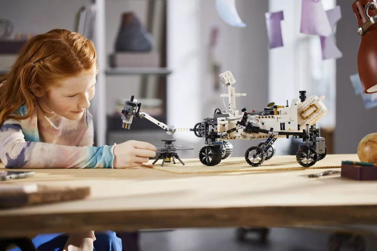 Lego Technic ya ofrece su propio Rover marciano