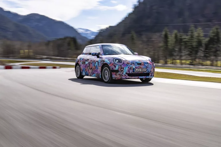 Mini Cooper SE. Un clásico que apuesta por potencia y autonomía