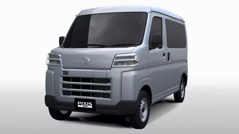 Daihatsu, Suzuki y Toyota crean tres kei car muy currantes y eléctricos