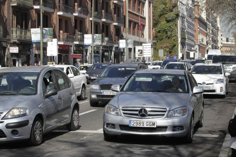 Los ingresos por el impuesto de matriculación crecen un 25 por ciento hasta abril