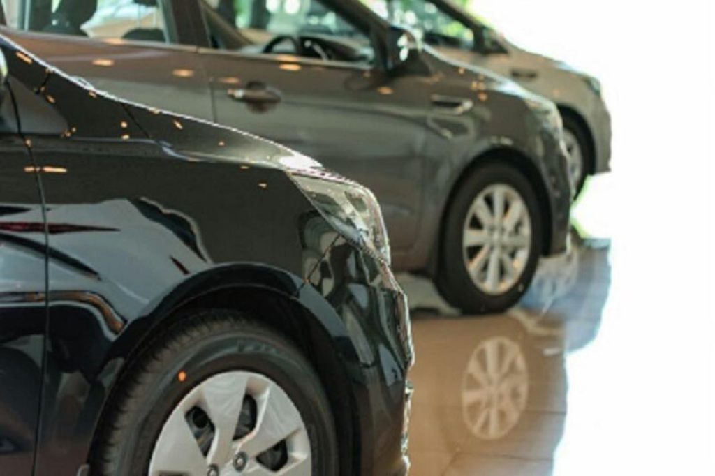 Comprar un coche en fin de año: las 'leyendas urbanas' que te harán ahorrar una fortuna 3 Motor16 Créditos para compra de vehículos.