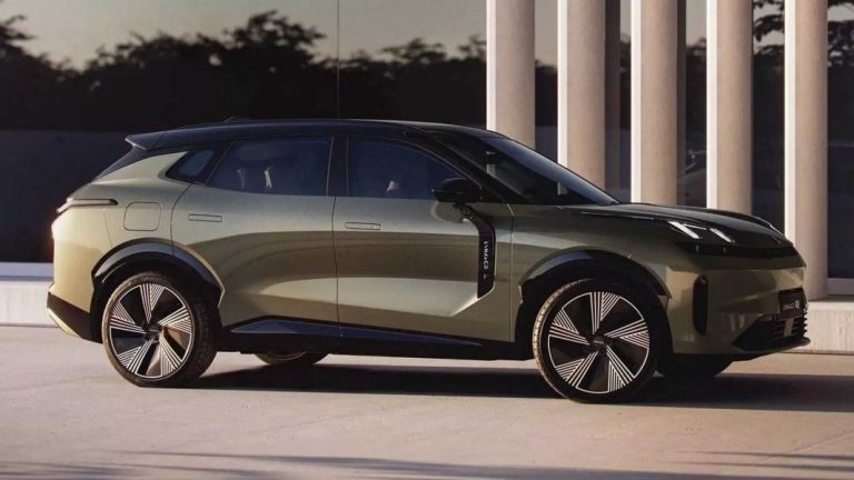 Los coches que más buscan en el mercado de ocasión vienen de muy lejos