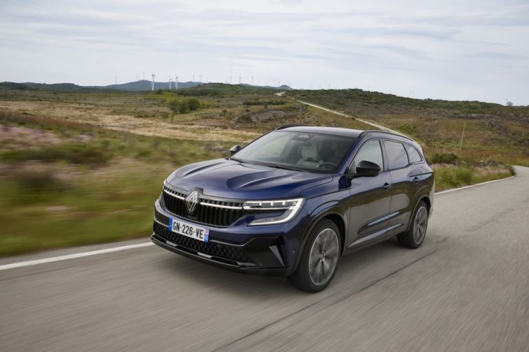 Primera prueba del Renault Espace VI E-Tech Full Hybrid 200: La reinvención del monovolumen