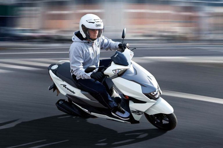 Suzuki Avenis 125, la ciudad es tuya… y a un precio muy agresivo