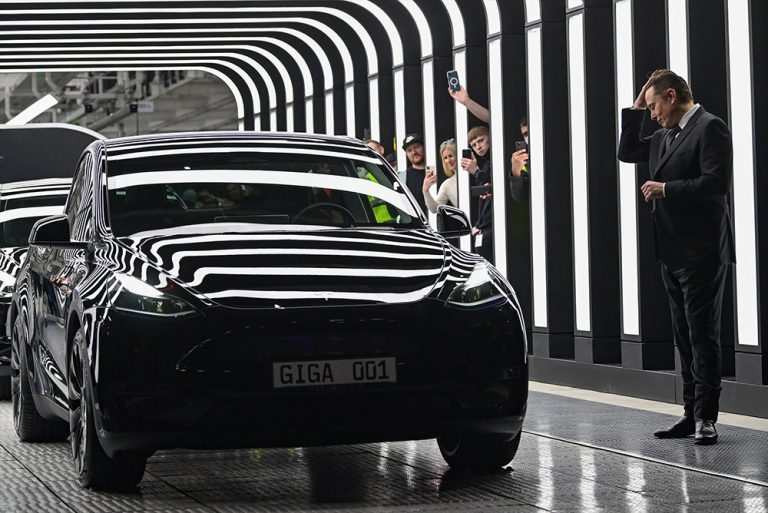 Tesla quiere vender más: ahora invertirá en publicidad