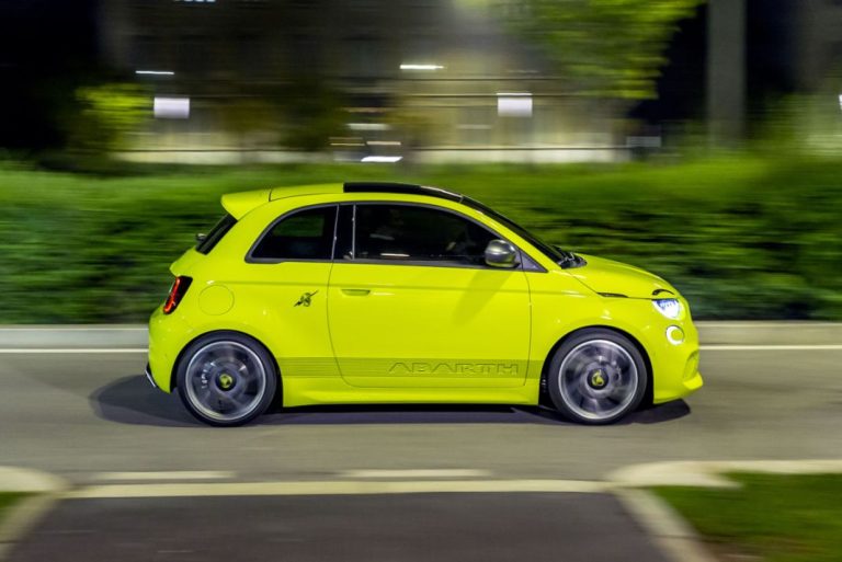 Abarth 500e: el eléctrico que no busca la eficiencia
