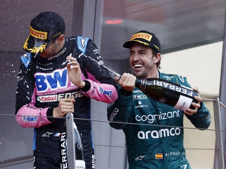 El peor problema de Fernando Alonso está dentro de su equipo. Y no lo echarán jamás