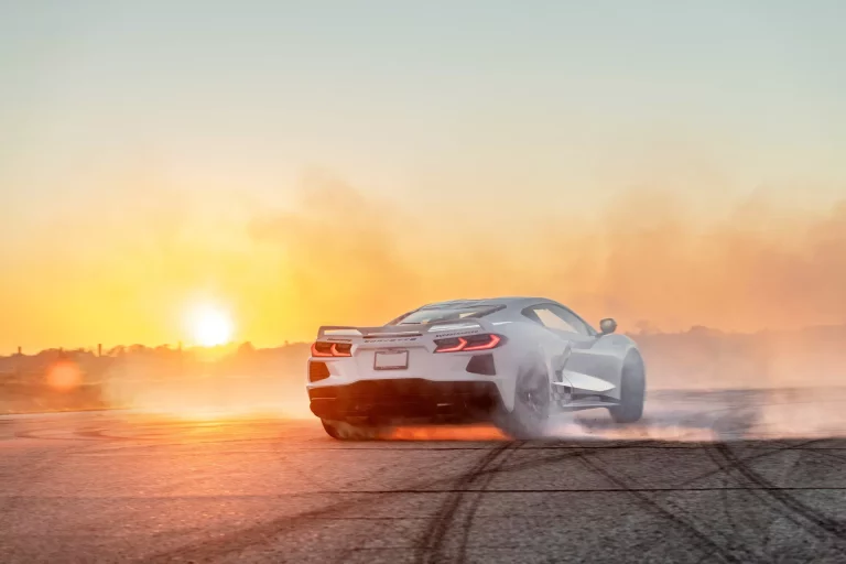 El Corvette de Hennessey Performance eclipsa a los Z06 y E-Ray