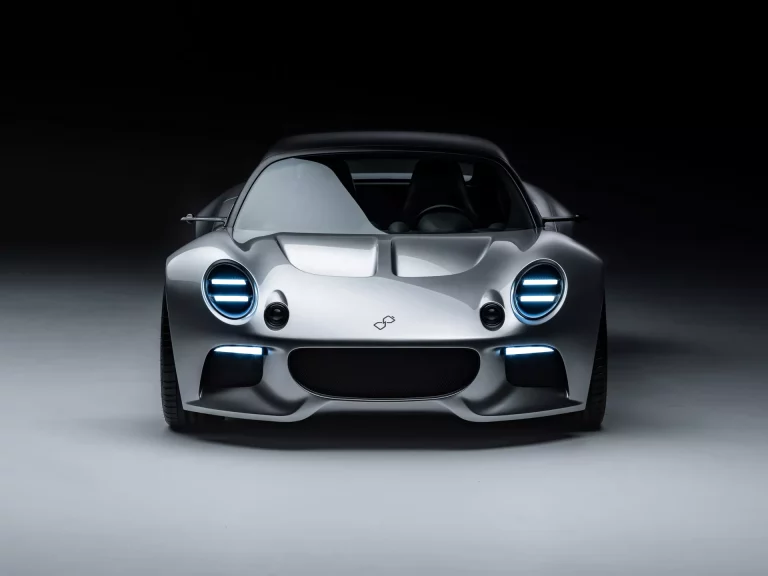 Nyobolt EV. El sucesor espiritual del Elise se carga en 6 minutos