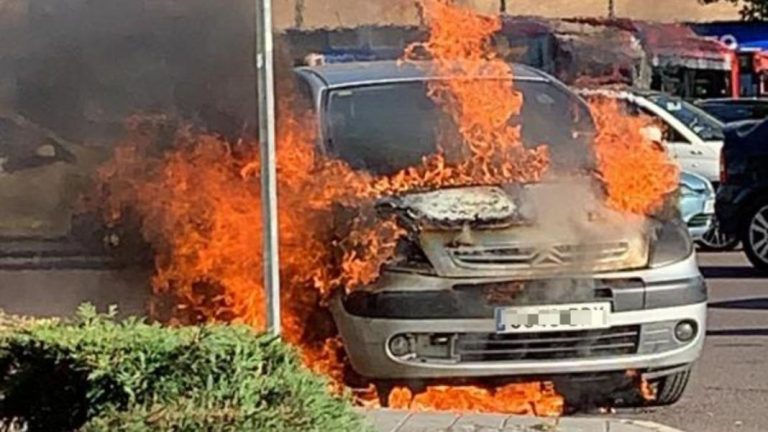 Citroën, DS y Peugeot vuelven al punto de mira de la OCU. ‘Sus coches se pueden incendiar’