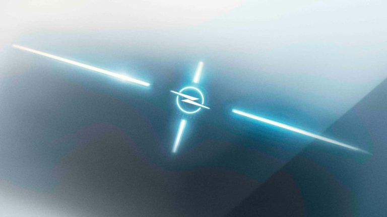 Opel estrena logo en 2024