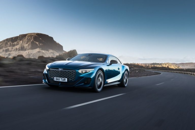 Bentley termina el desarrollo del exclusivo Batur, del que sólo se fabricarán 18 unidades