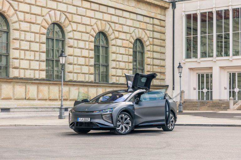 La marca de coches que se cuela junto a OpenAI entre las 12 más innovadoras del mundo