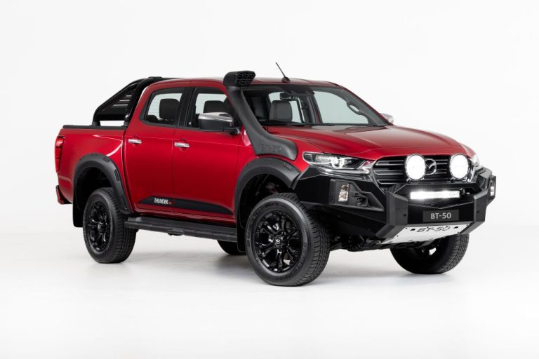 Si quieres un todoterreno extremo, este Mazda BT-50 es la respuesta a tus plegarias