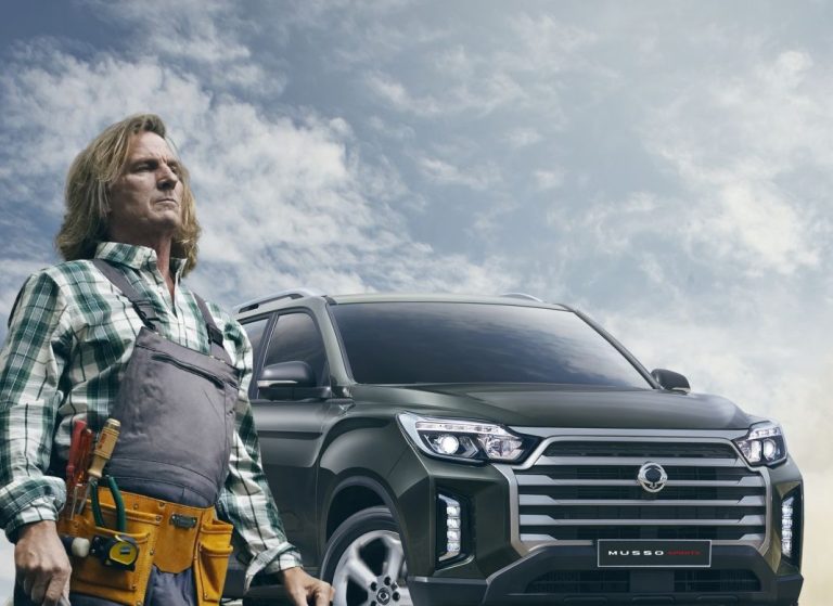La marca de coches que ha conseguido que Pocholo se ponga a trabajar