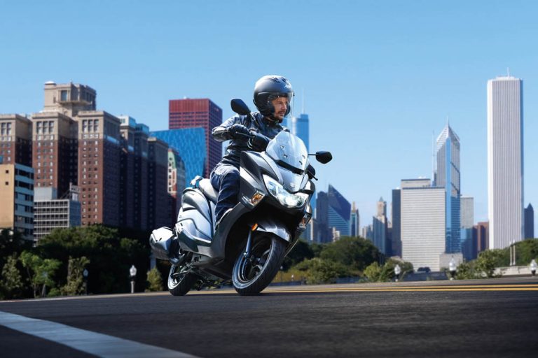 Suzuki Burgman Street 125 EX. Movilidad urbana en dos ruedas