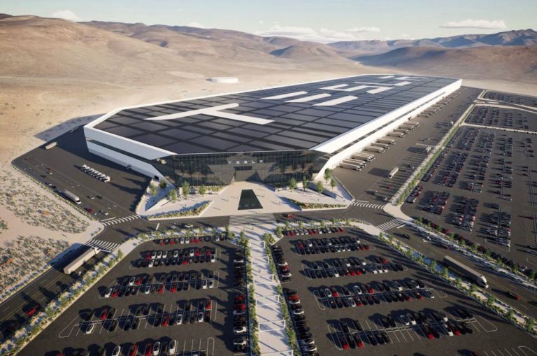 Nos vamos a quedar sin Gigafactory de Tesla por los desplantes de Pedro Sánchez a Elon Musk