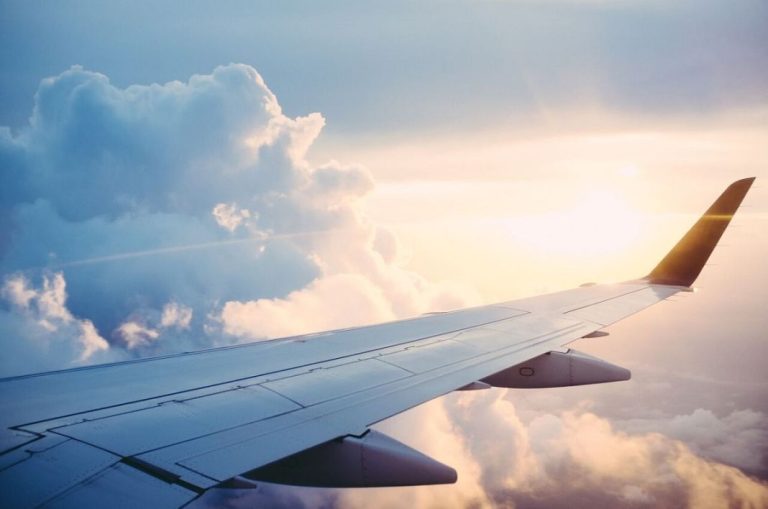Los 5 retos a los que te vas a enfrentar al viajar en avión
