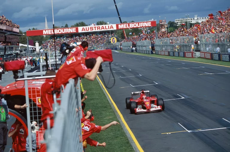 El Ferrari F2001b con el que Schumacher ganó en Australia puede ser tuyo