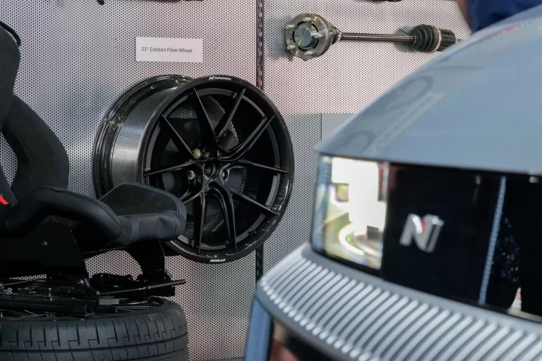 Los Hyundai más extremos ofrecerán llantas de fibra de carbono