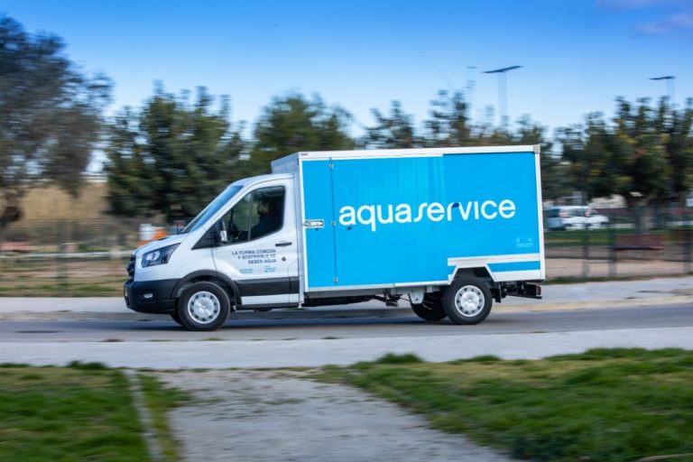 Aquaservice añade 90 Ford Transit EcoBLue Hybrid a su flota