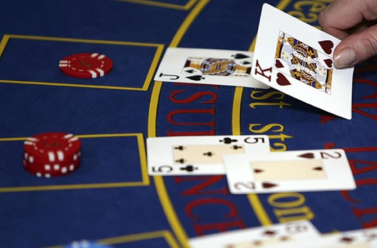 Desentrañando las matemáticas del Blackjack: probabilidades y azar