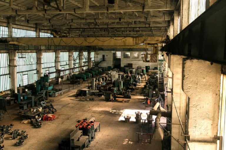 Empresas de desguaces: la solución económica y práctica para reparar el coche