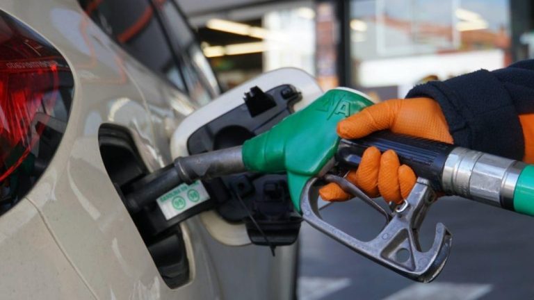 Cómo elegir una estación de servicio para no pagar de más