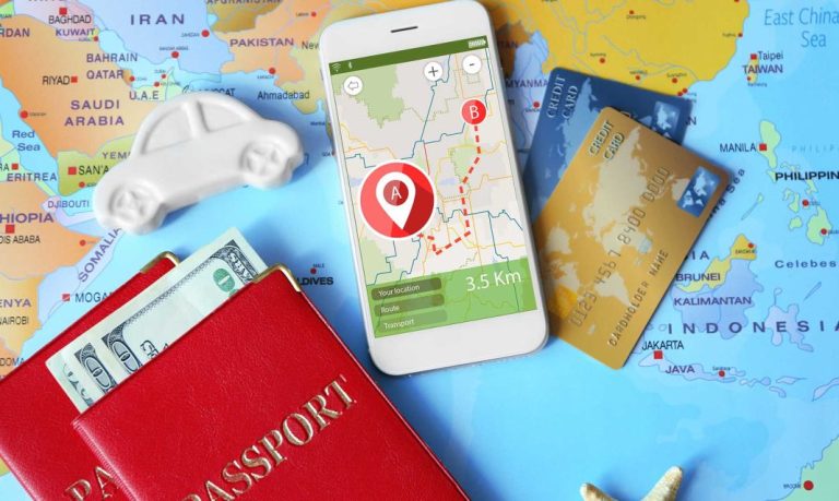Si vas a viajar este verano, estas son las aplicaciones que no deben faltar en tu teléfono