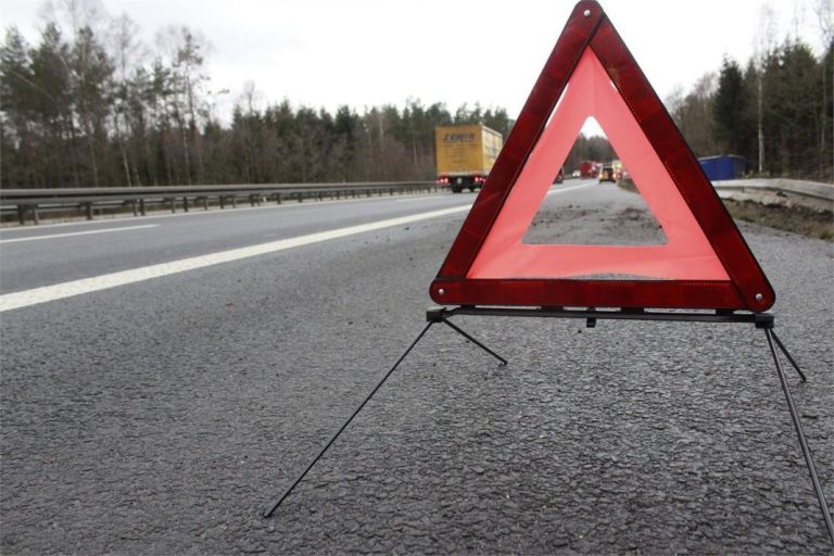 DGT: ¿cuándo son necesarios los triángulos de avería y cuándo no?