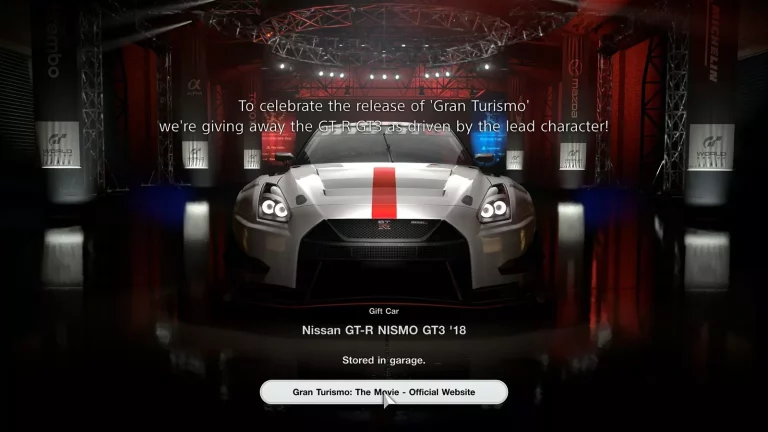 La película Gran Turismo llega con actualización para el videojuego