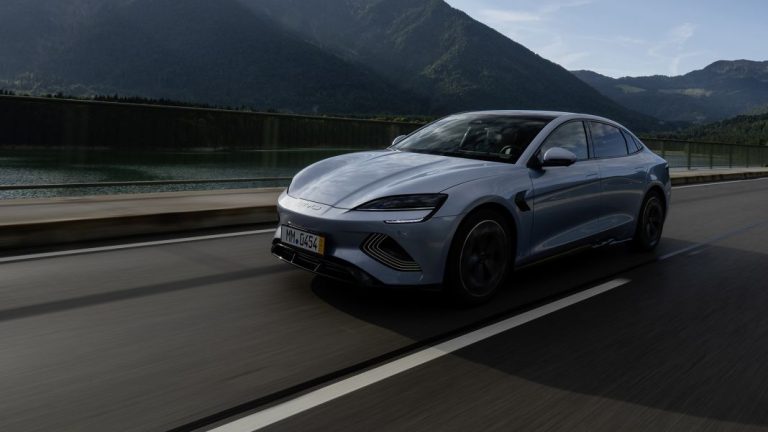 El BYD Seal, otra alternativa al Tesla Model 3, llega a Europa