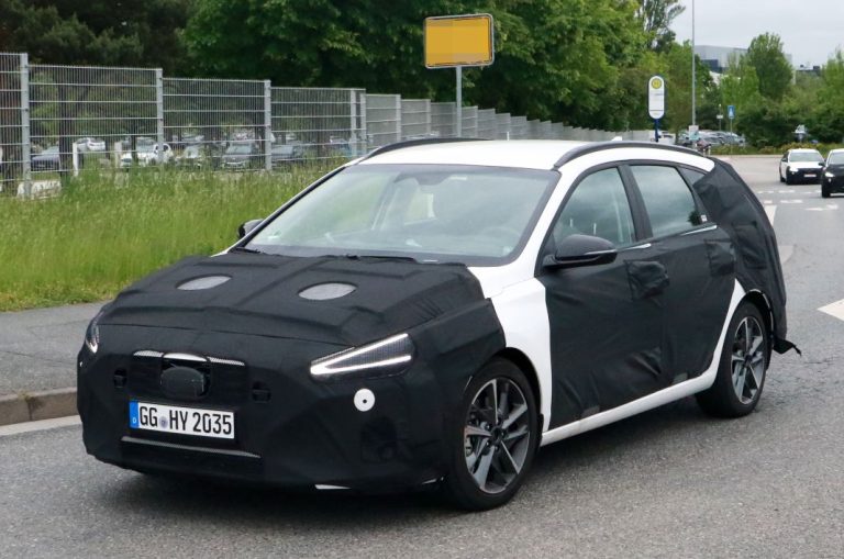 Este es el Hyundai i30 familiar, que será renovado en 2024
