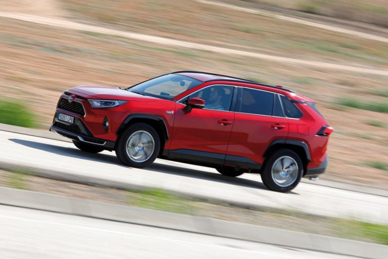 Toyota RAV4, el híbrido enchufable que combina eficiencia y poderío
