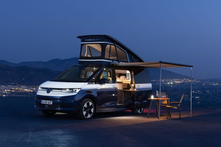 La nueva Volkswagen California T7 Concept introduce una segunda puerta deslizante y un sistema de propulsión PHEV