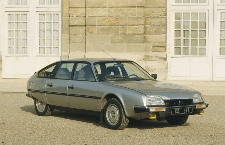 En España se han fabricado 80 coches de las marcas de Stellantis desde 1931