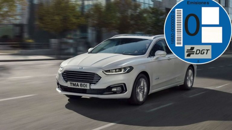 Estos son los coches con etiqueta cero de la DGT que van a dejar de tenerla
