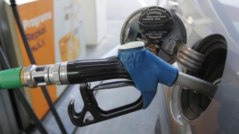 No eches gasolina hoy. Espera a este día porque tu bolsillo lo va a agradecer