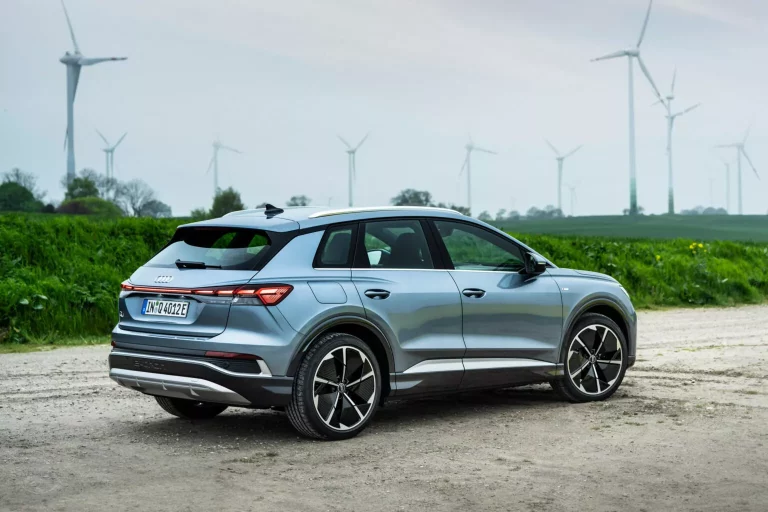 El renovado Audi Q4 e-tron ya está a la venta en España