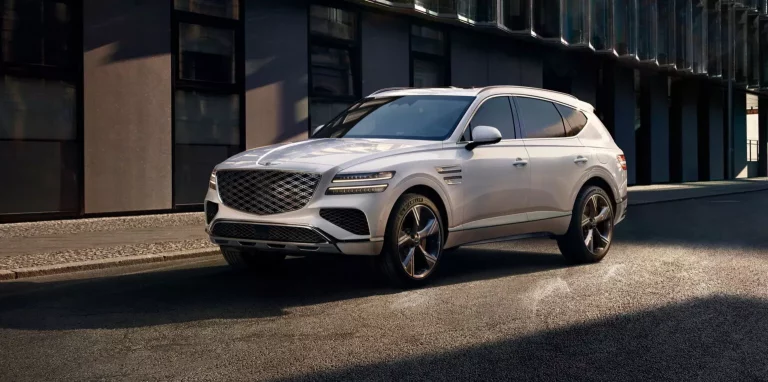 Genesis se lanza a la electrificación con este nuevo GV80 Hybrid