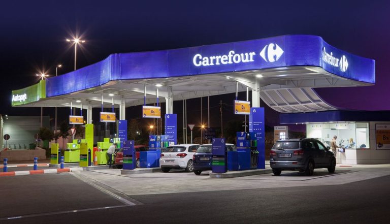 El mito que hay detrás de las gasolineras de supermercado