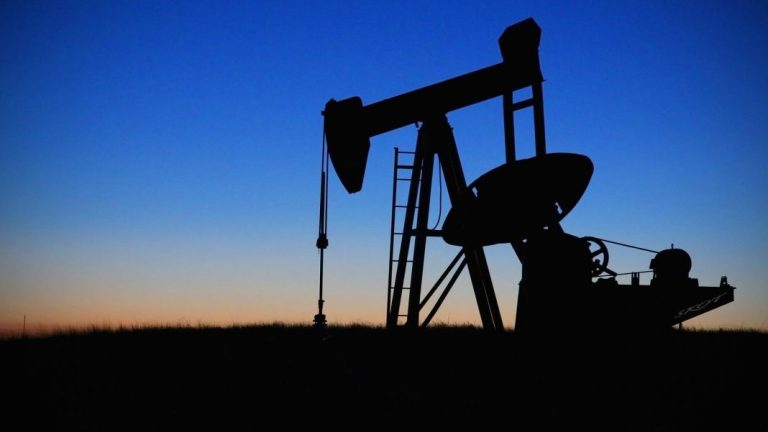 California se pone ‘chunga’ frente a las cinco petroleras más poderosas de EE.UU.