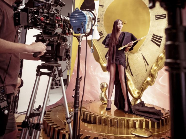 Naomi Campbell y Angela Bassett, reinas de la nueva edición del Calendario Pirelli